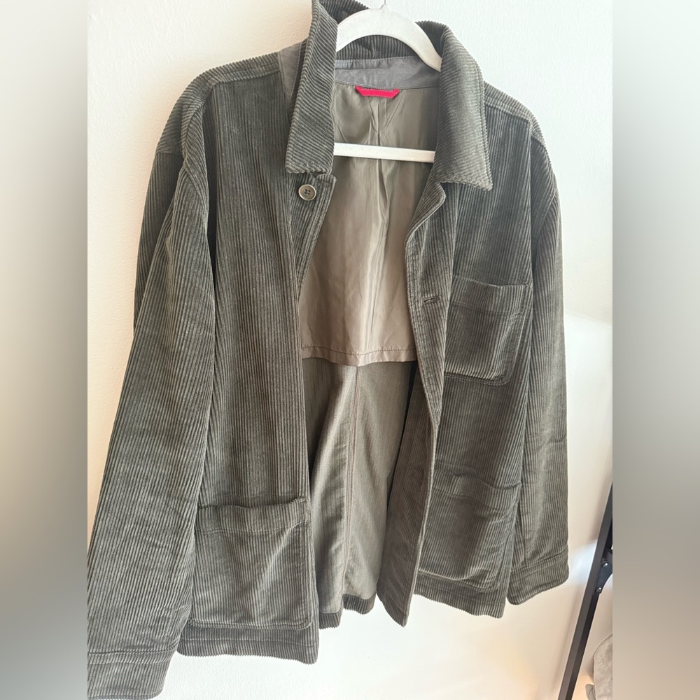 UNTUCKit Green Corduroy Shacket